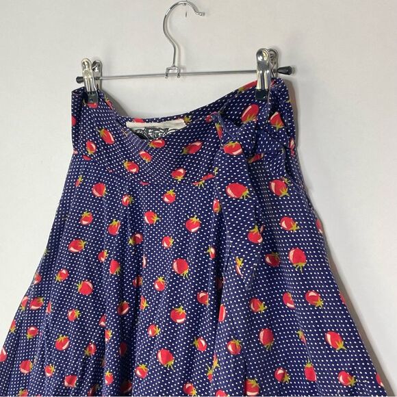 Effie's Heart Strawberry Faux Wrap Cotton Knit SKirt sz Small #AJ - Picture 6 of 7